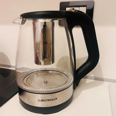 Little Gem - Cozy In Center Apartment *