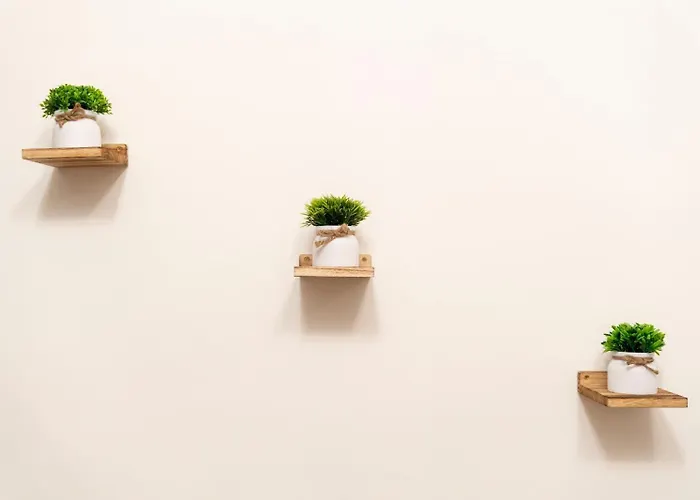 Little Gem - Cozy In Center *