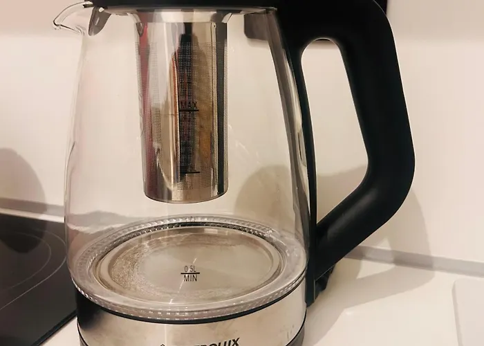 Little Gem - Cozy In Center Apartment *